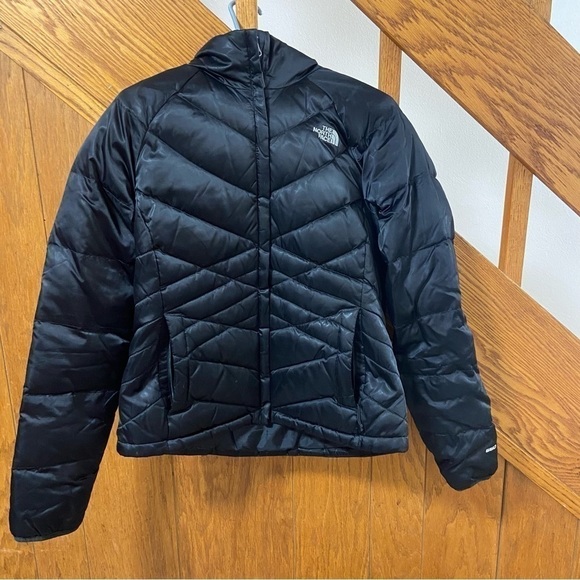 The North Face 550 Coat Size Medium - Picture 1 of 10